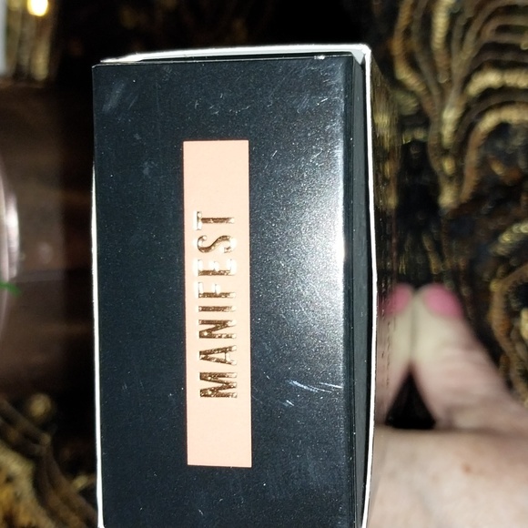 ACE BEAUTY POUF PERFECT PERFECT LIQUID LIPSTICK IN COLOR. PERFECT TO WAIT. - Picture 4 of 12